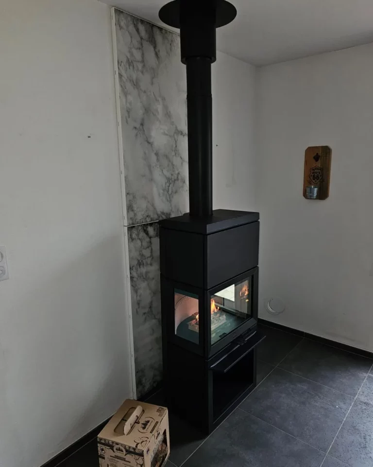 Poêle à granulés posé à Coutras par Le Cœur du Foyer, showroom à Libourne