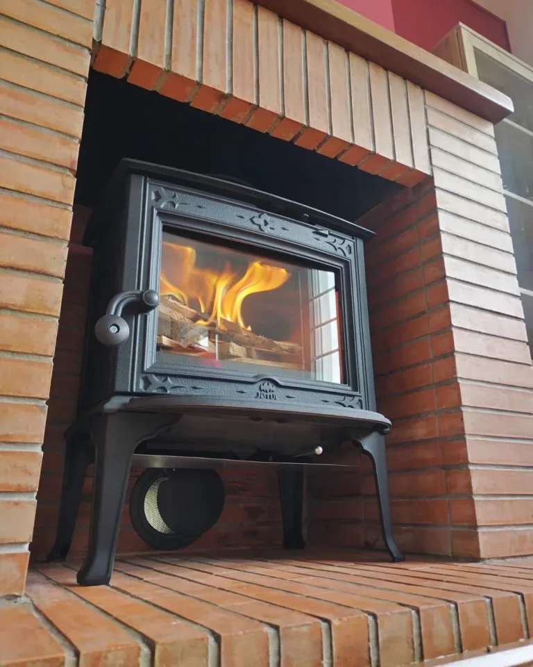 Chantier de chauffage au bois à Fronsac — artisan chauffagiste Le Cœur du Foyer