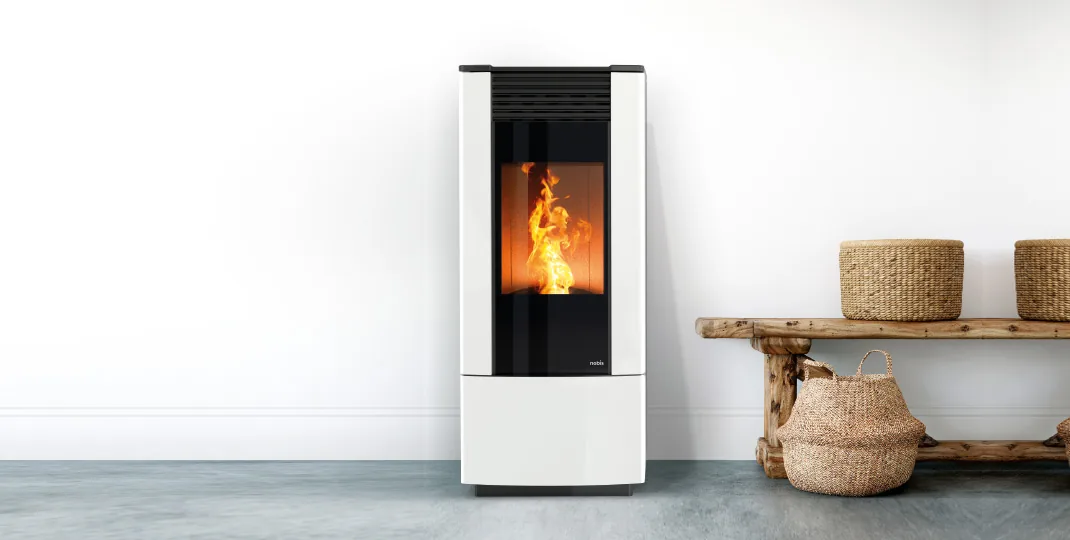 Poêle à granulés Nobis Lisa V/C Blanc en vente et installation à Libourne — Le Cœur du Foyer